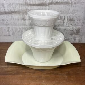 Vintage Tuppercraft Floralier Floral Arranger Vase #532-1